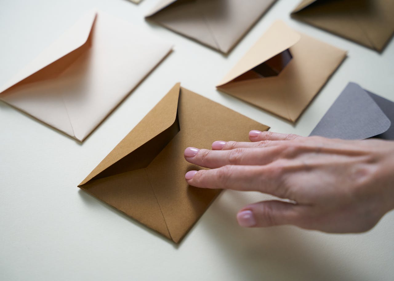envelopes 